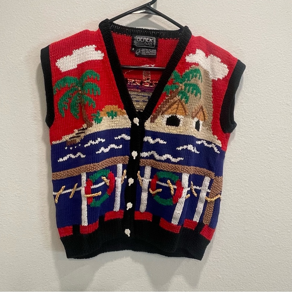 Berek Hand Knitted Vintage Cruise Ship Palm Tree Vacation Sleeves Sweater Vest